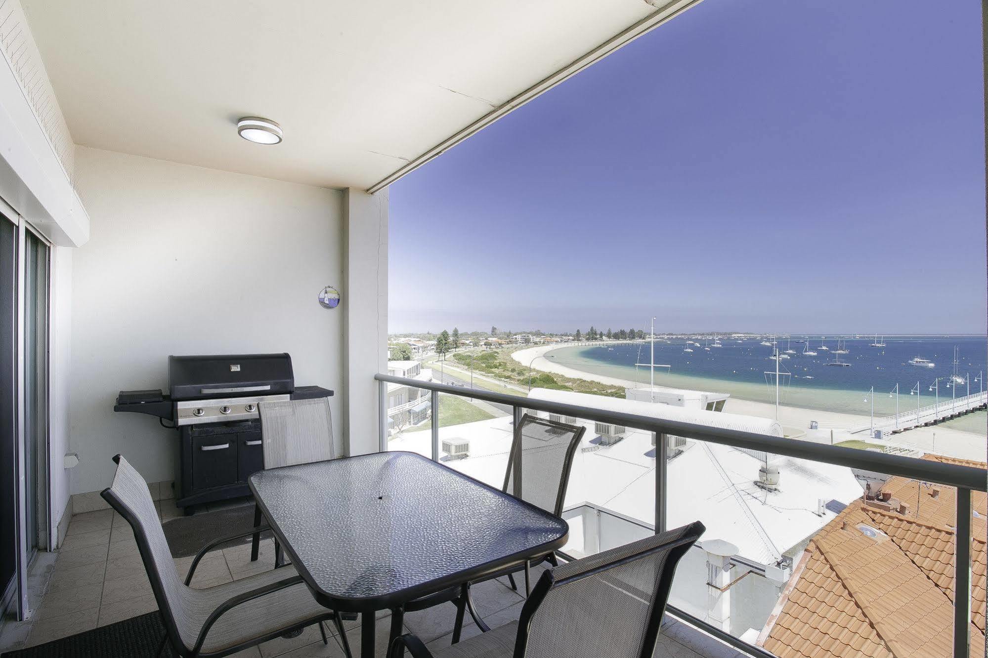 Boardwalk By Rockingham Apartments Bagian luar foto
