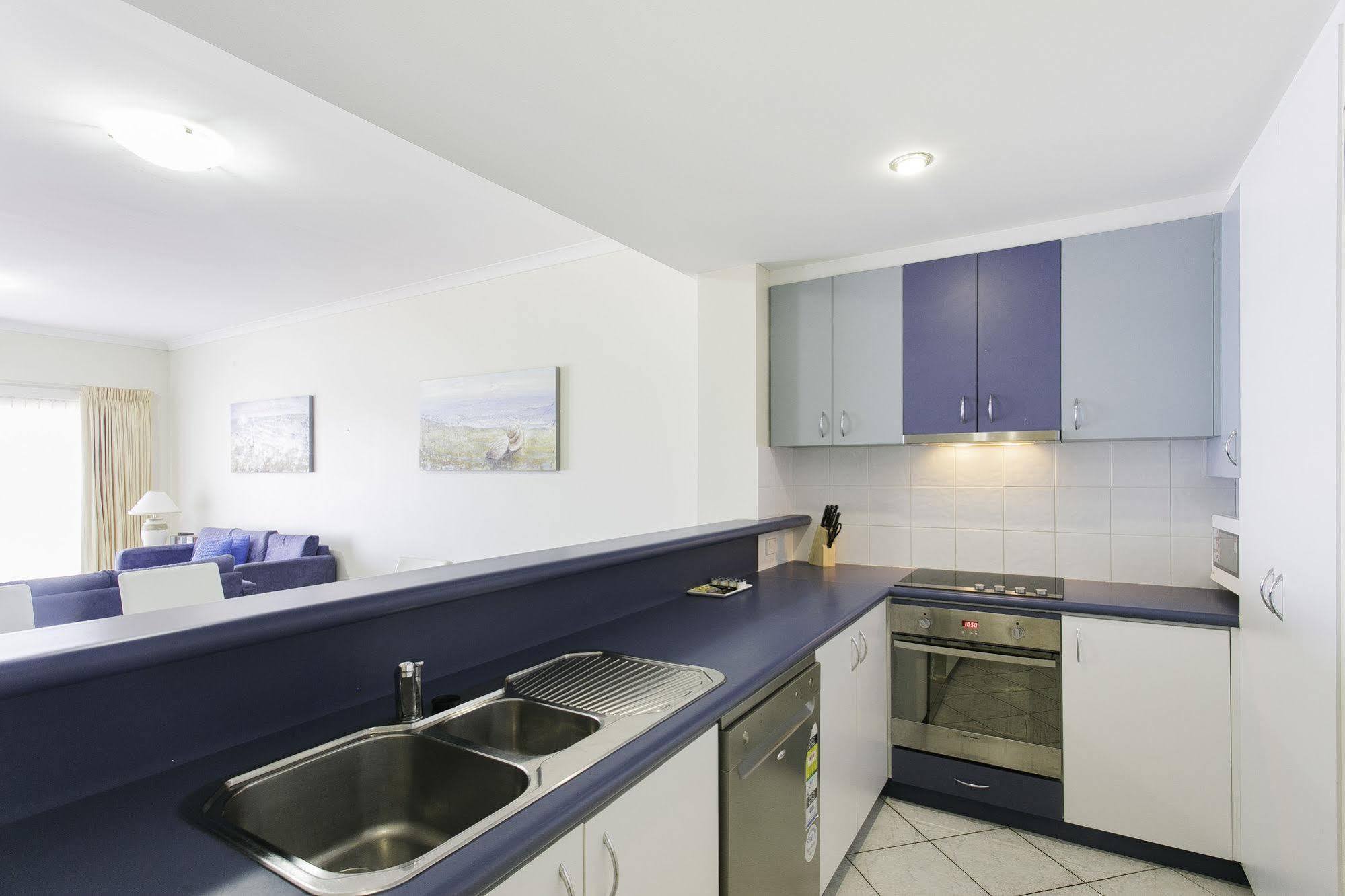 Boardwalk By Rockingham Apartments Bagian luar foto